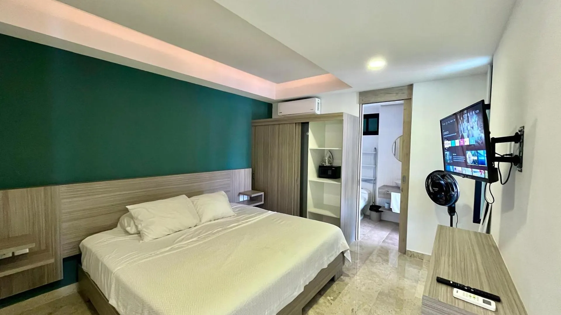 Spectacular Views And Comfort In Playa Del Carmen Apartment